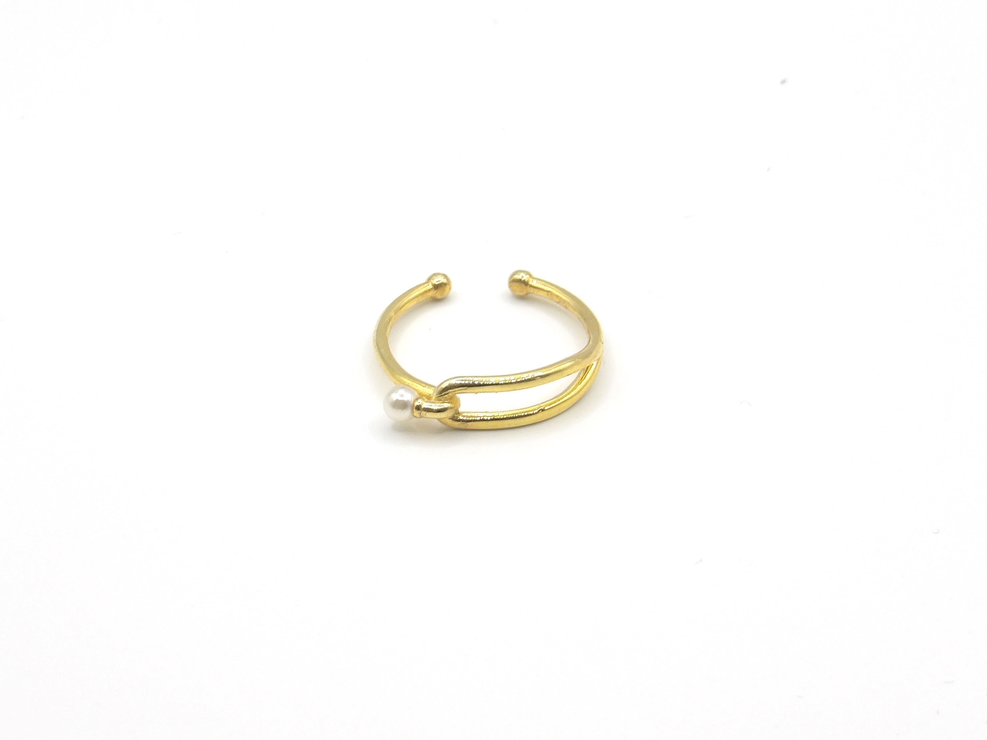 PEARL LOOP RING