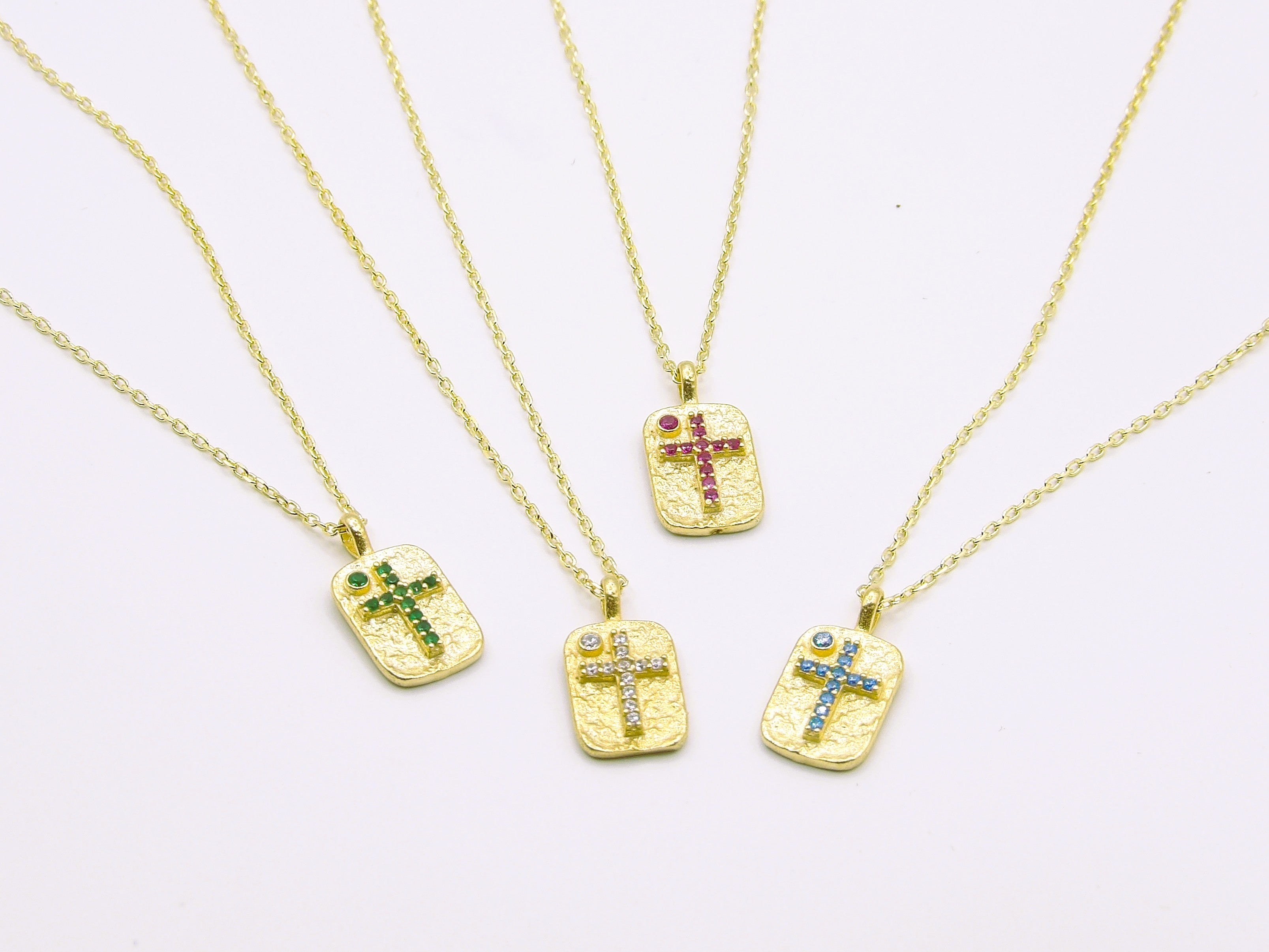 TEXTURED CROSS PENDANT