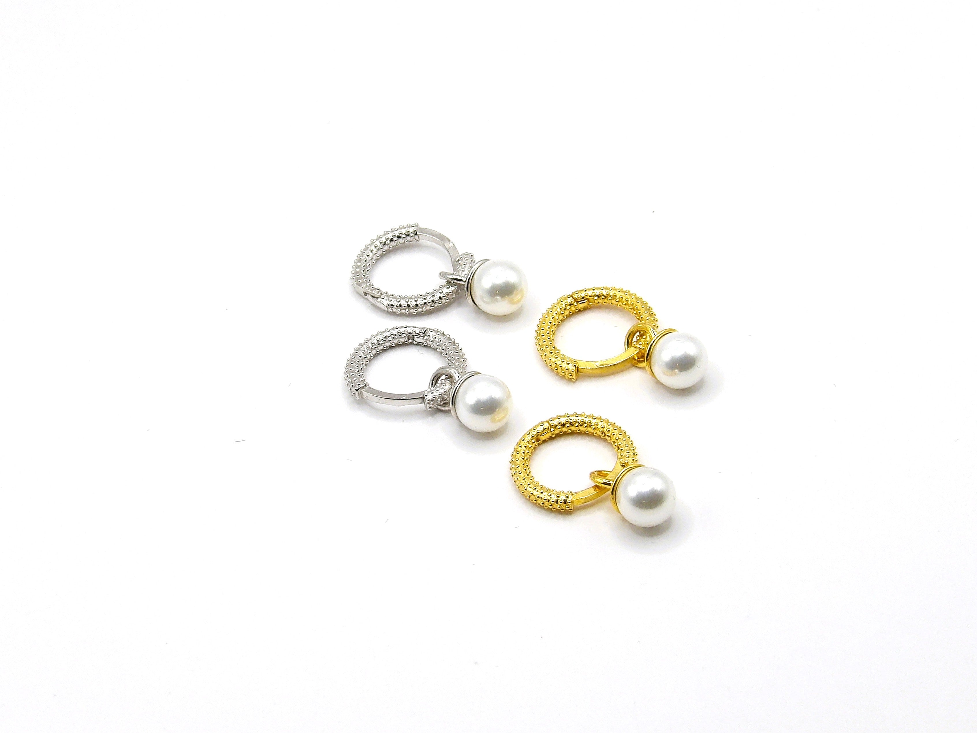 CIRCLE PEARL EARRINGS