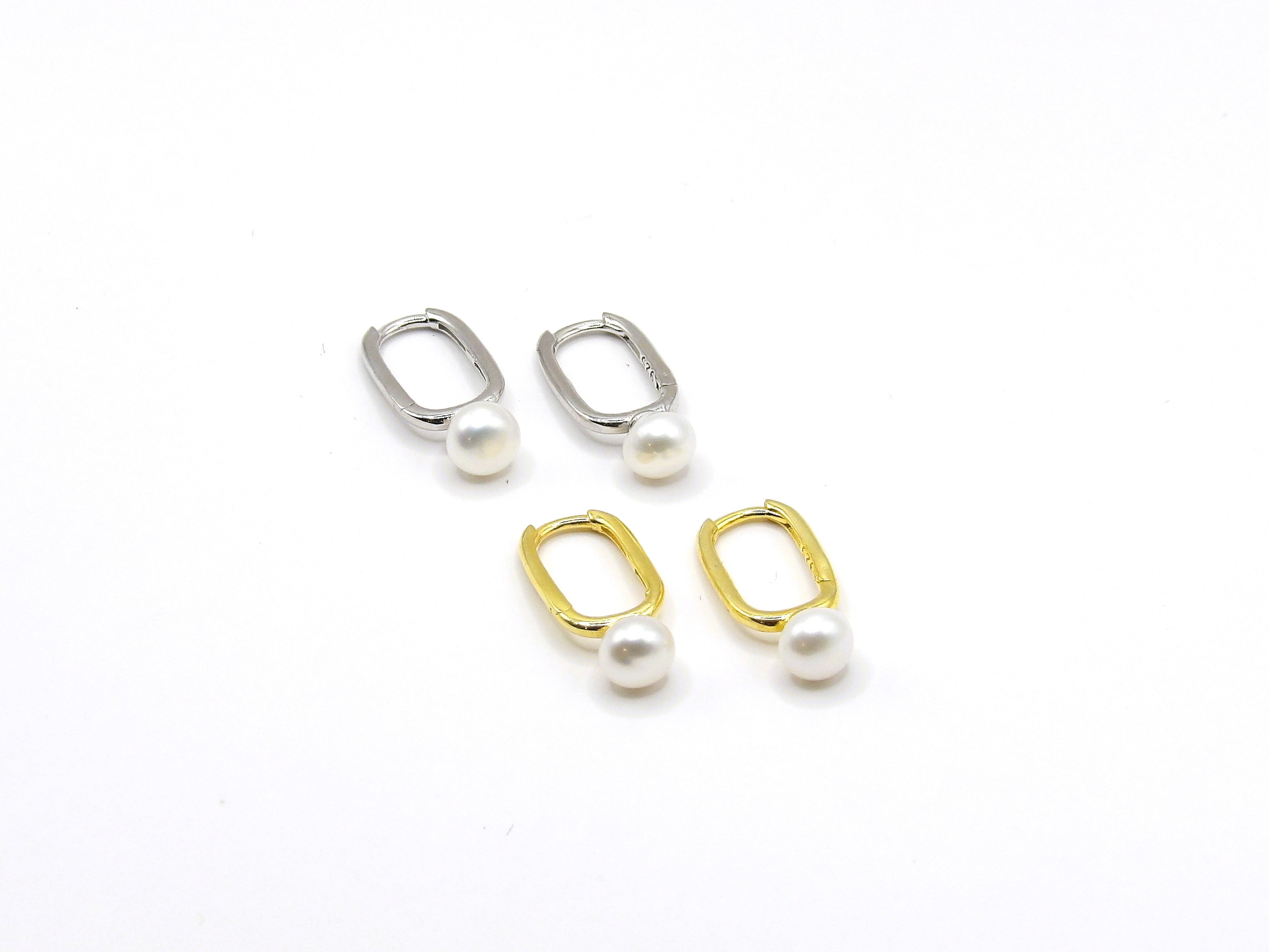 RECTANGLE PEARL EARRINGS