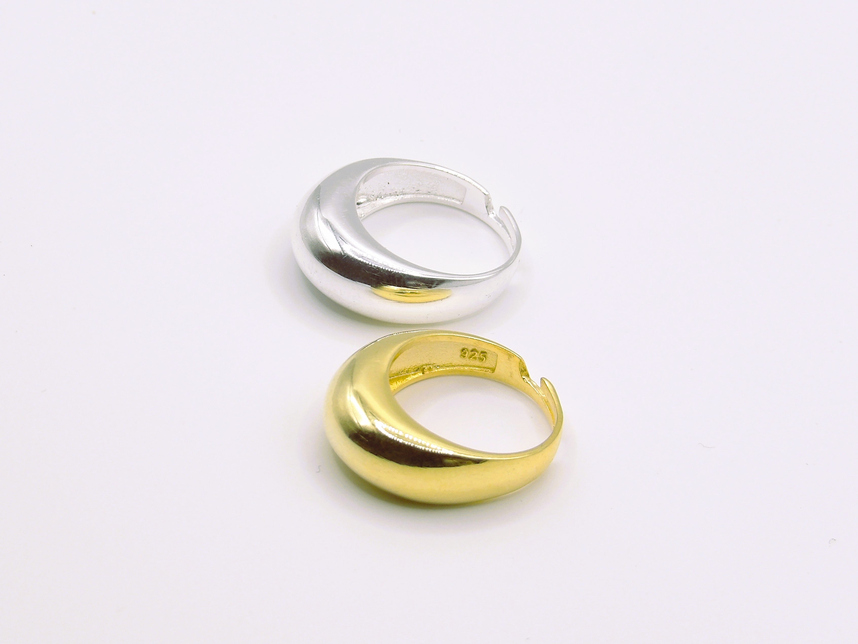 OVAL RING