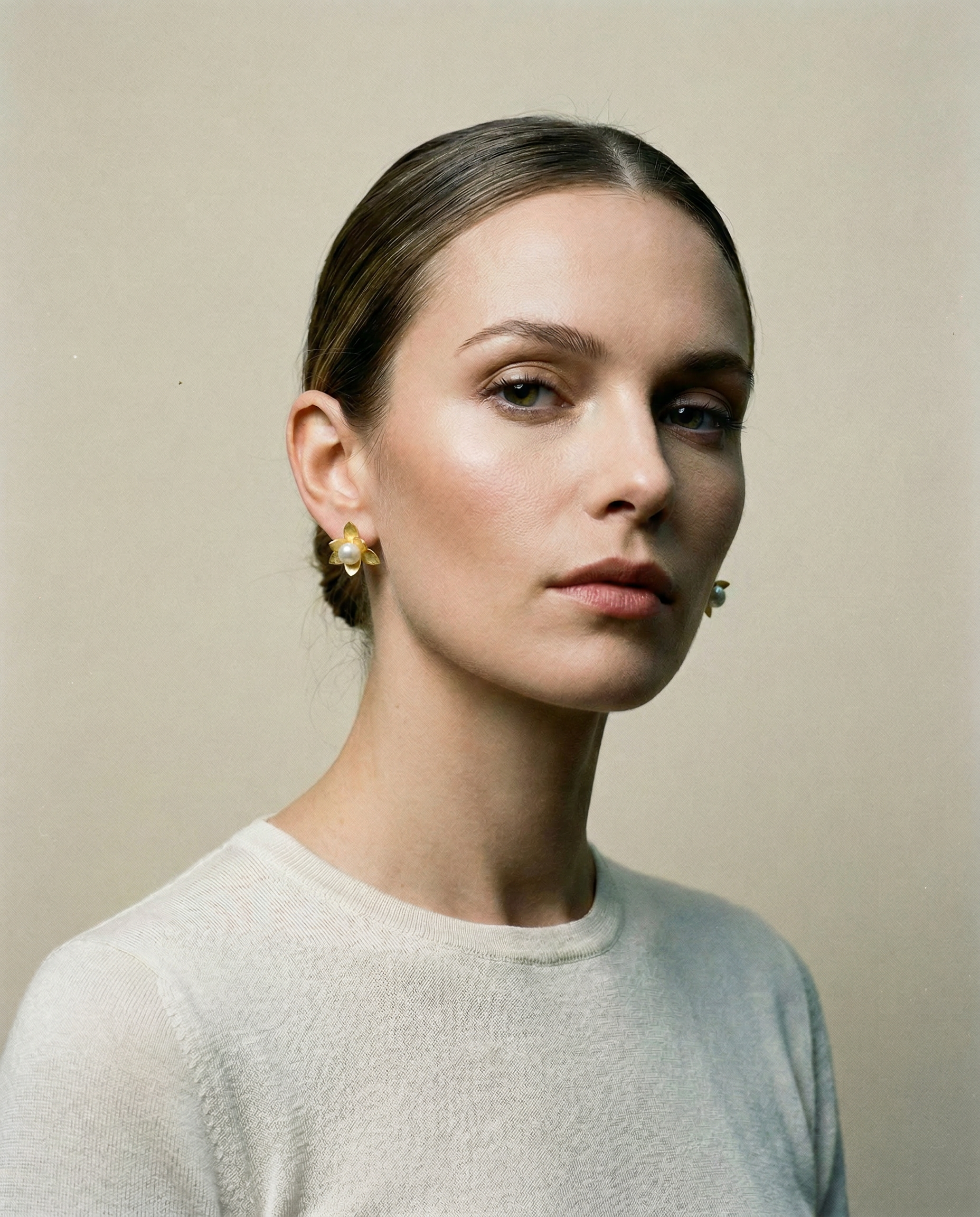 PEARL FLOWER EARRINGS